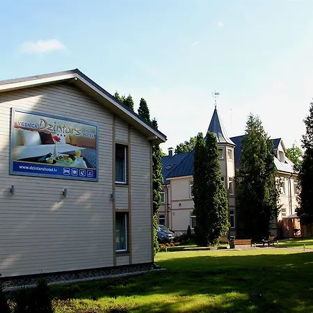 Dzintars Hotel Aparthotel 3*