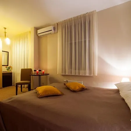 Dzintars Hotel 3*