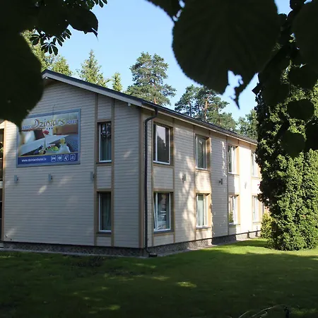 Dzintars Hotel 3*