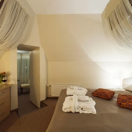 Dzintars Aparthotel 3*